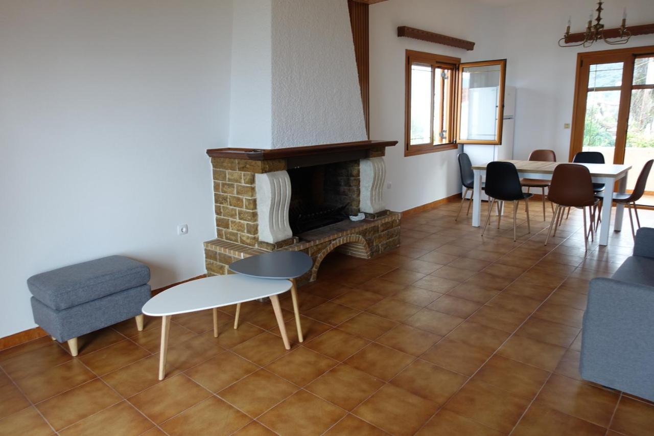 Villa In Kalloni Direkt Am Meer, Tolle Aussicht Luaran gambar